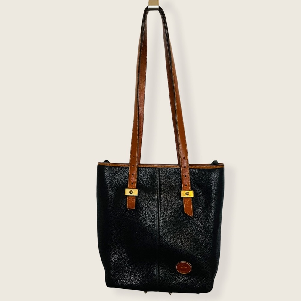 Vintage Dooney & Bourke Pebbled Leather Purse